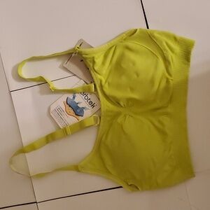 New with tags Nikibiki sport Removable padded bra size S/M